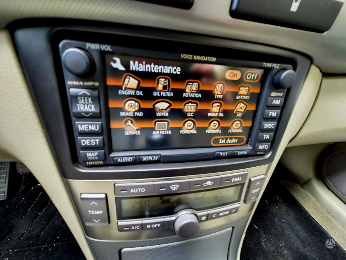 Toyota Avensis 2008 — photo 15