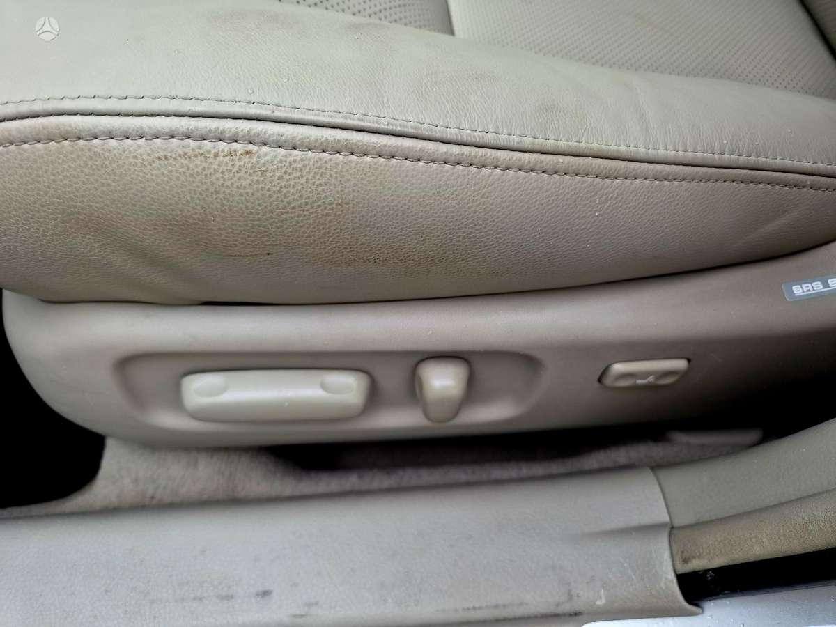 Toyota Avensis 2008 — photo 18