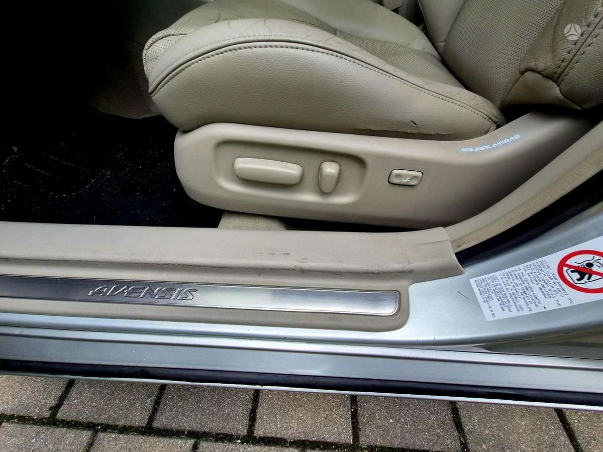 Toyota Avensis 2008 — photo 18