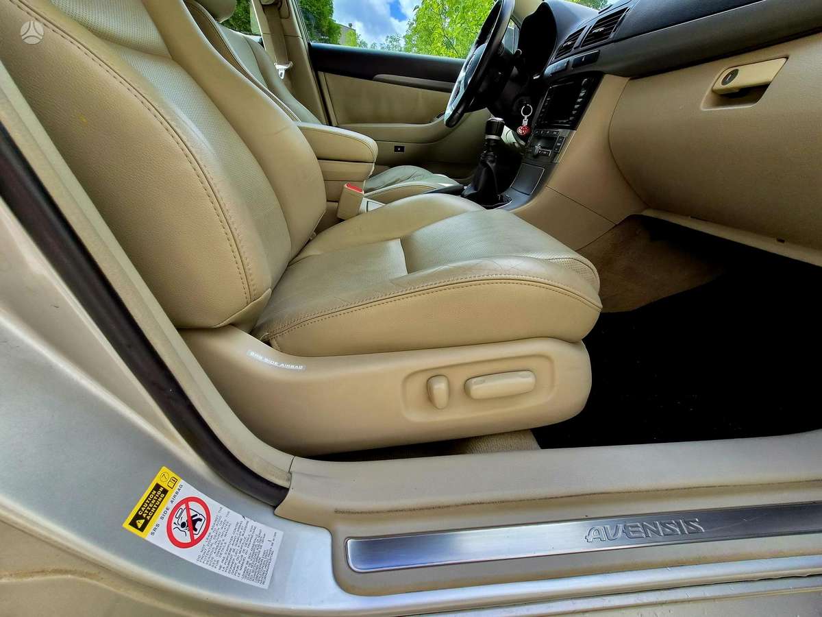 Toyota Avensis 2008 — photo 20