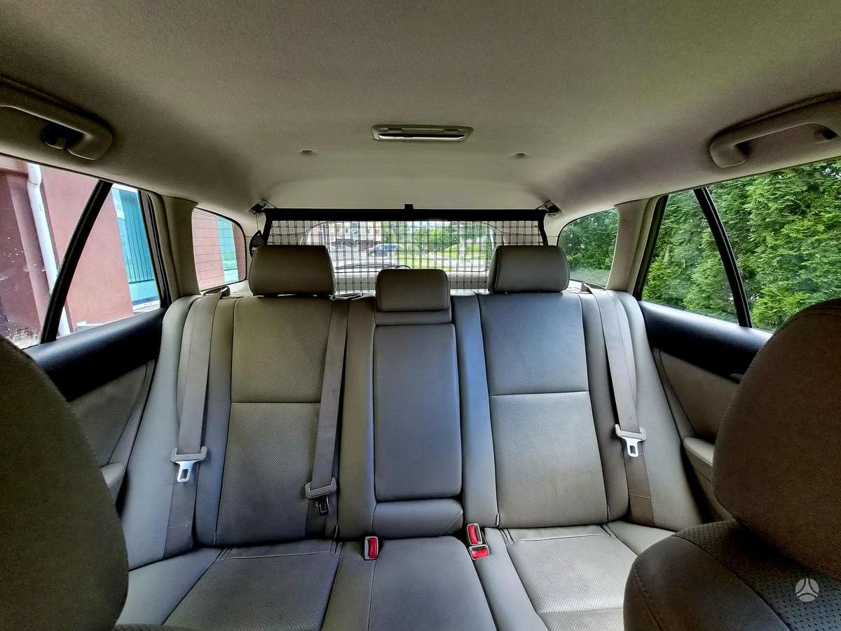 Toyota Avensis 2008 — photo 25