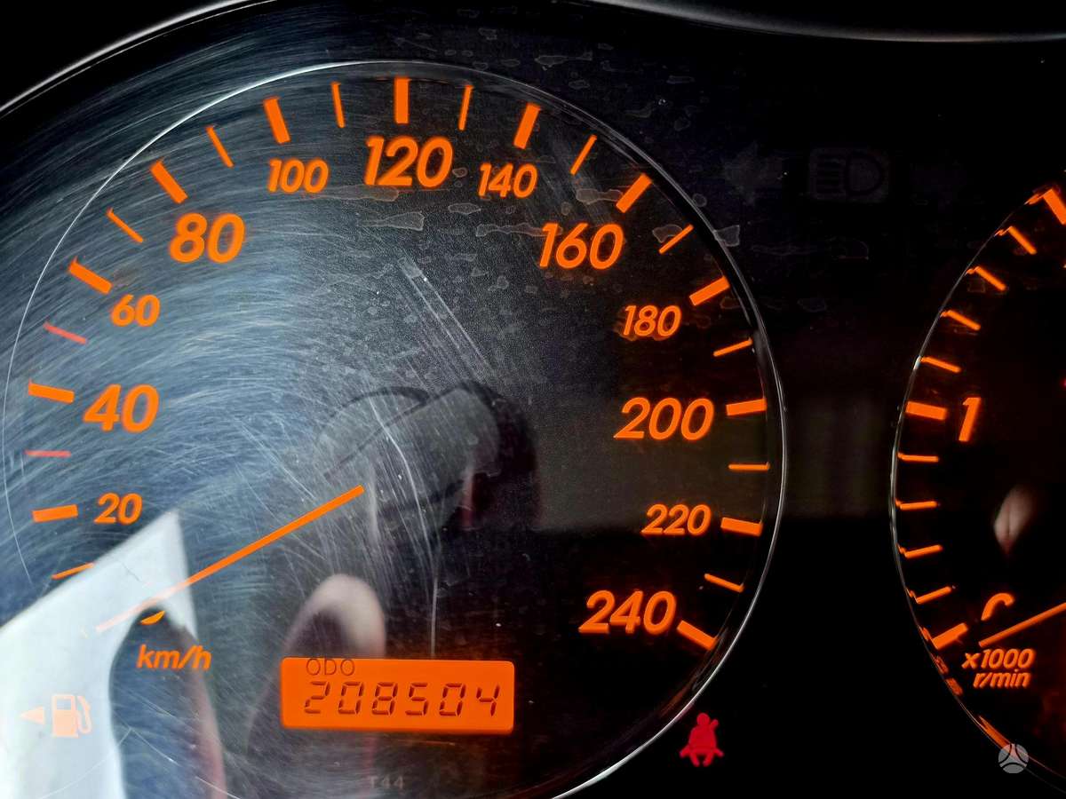 Toyota Avensis 2008 — photo 28