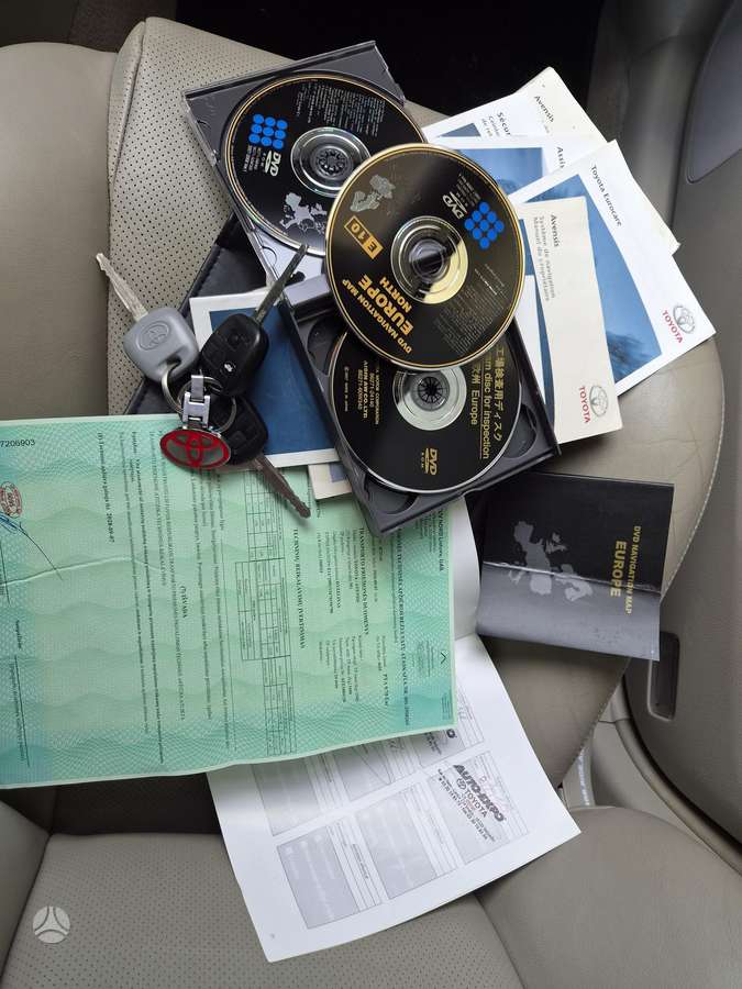 Toyota Avensis 2008 — photo 29