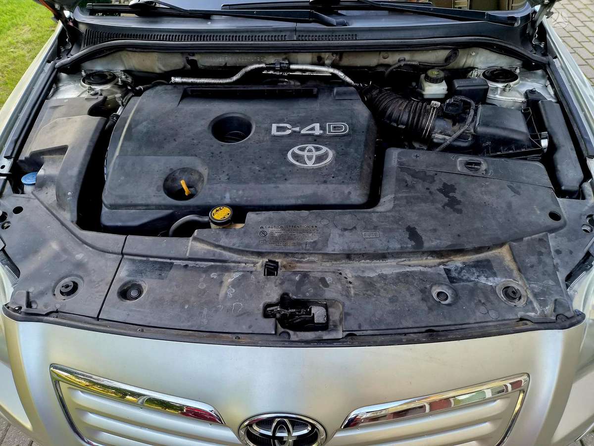 Toyota Avensis 2008 — photo 33