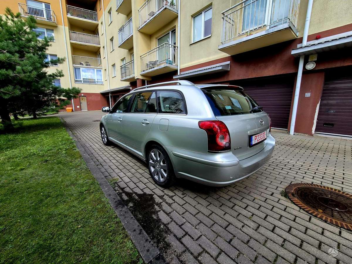 Toyota Avensis 2008 — photo 6