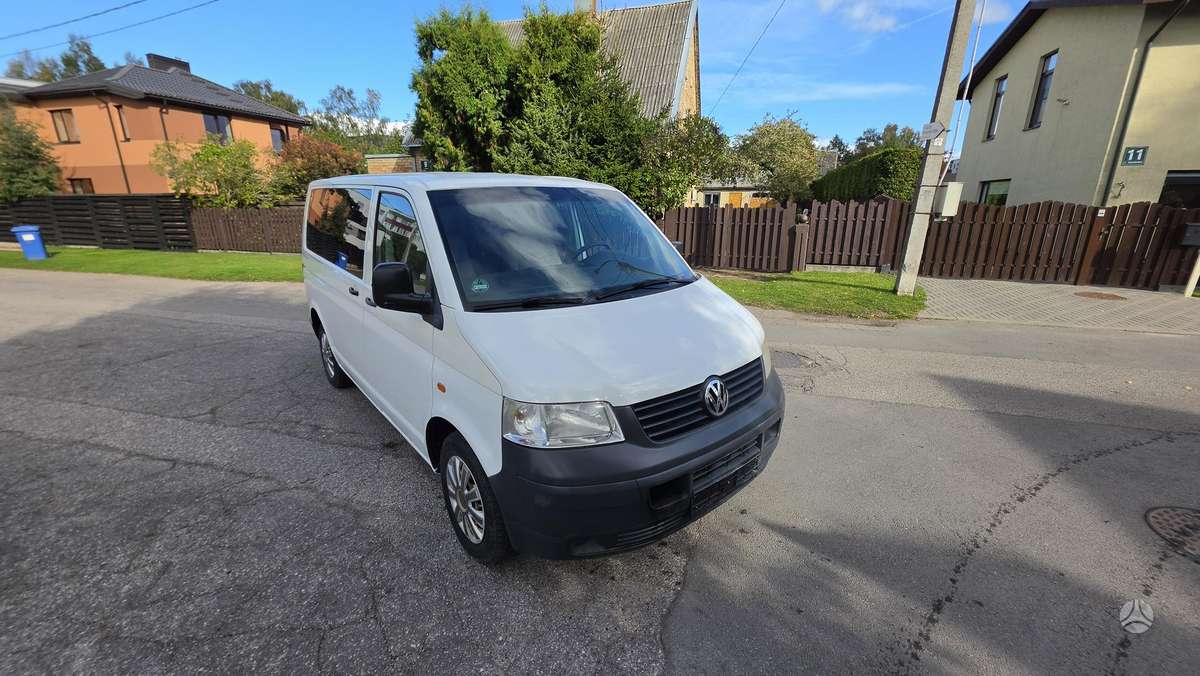 Volkswagen Transporter 2008 — photo 16