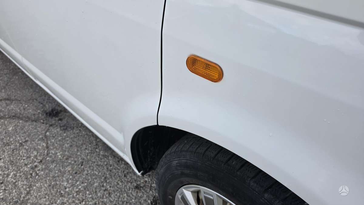 Volkswagen Transporter 2008 — photo 17
