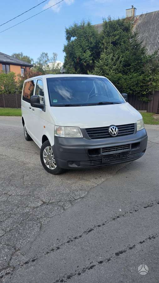 Volkswagen Transporter 2008 — rear view