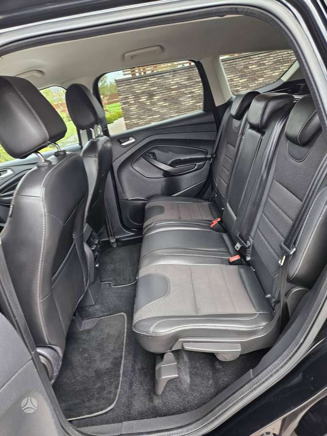 Ford Kuga 2013 — photo 11