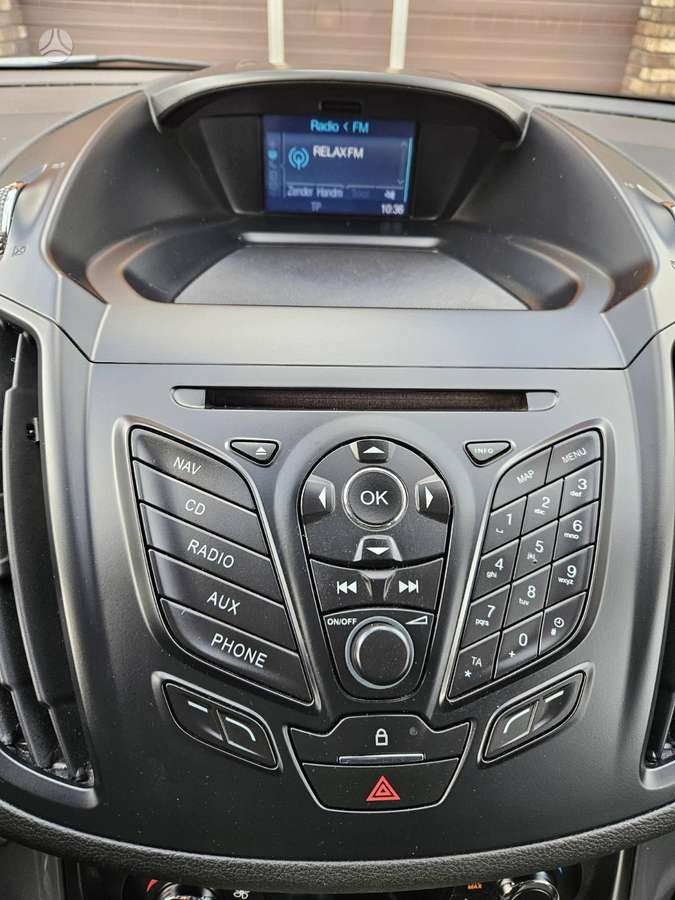 Ford Kuga 2013 — photo 12