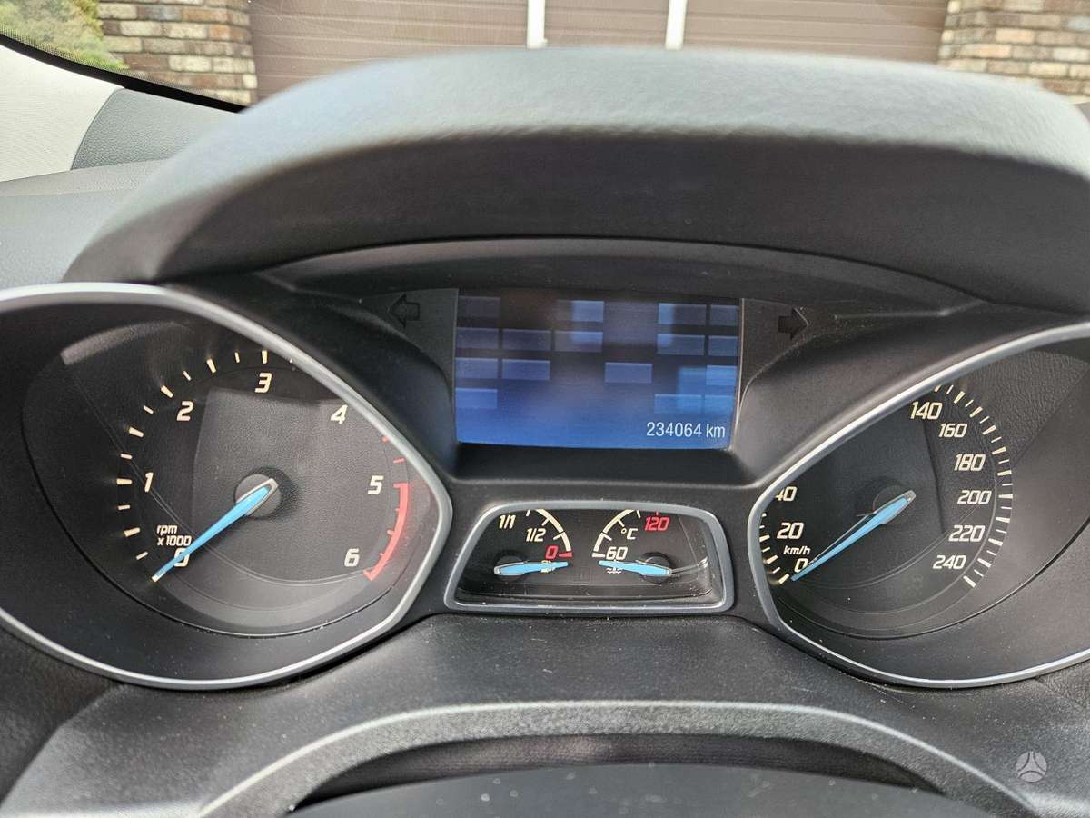 Ford Kuga 2013 — photo 15