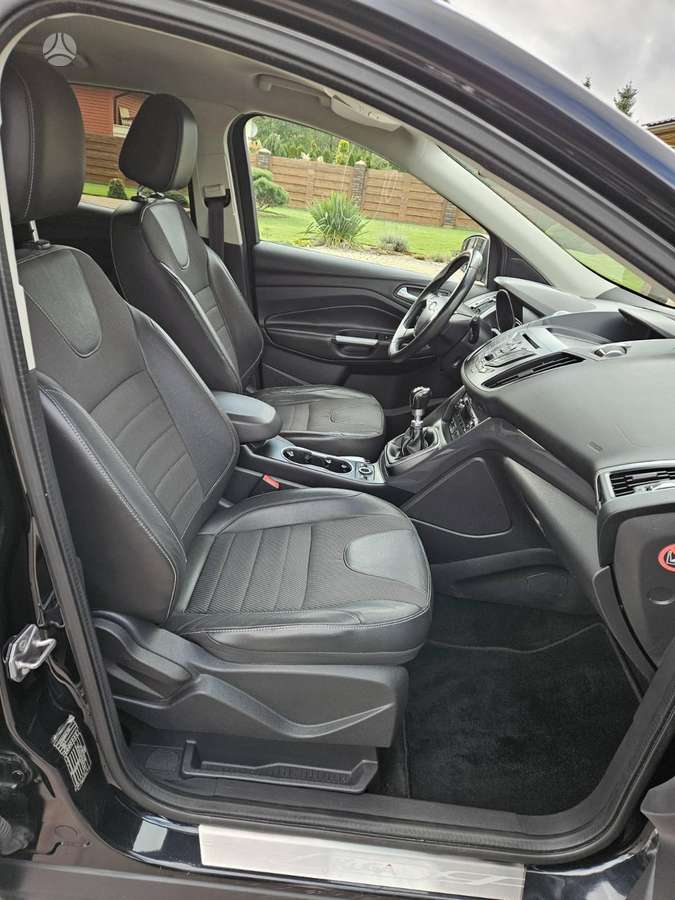 Ford Kuga 2013 — photo 21