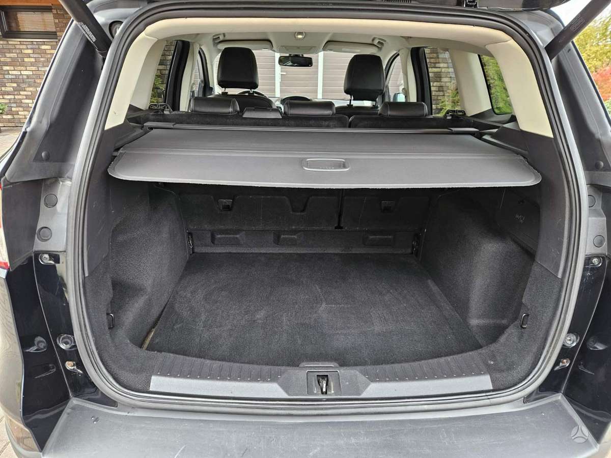 Ford Kuga 2013 — photo 9