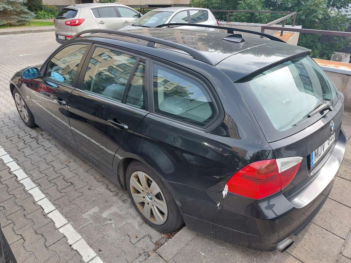 BMW 320 2007 — engine 1995 cm³, 177 HP (130kW)