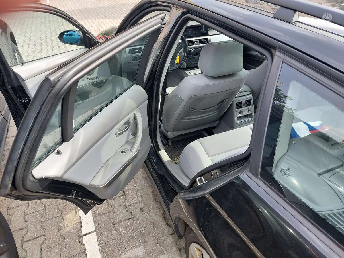 BMW 320 2007 — photo 8