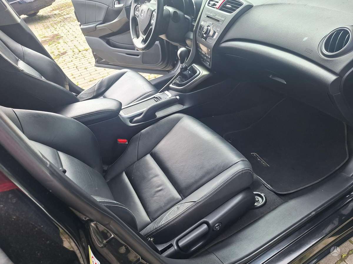 Honda Civic 2014 — photo 16