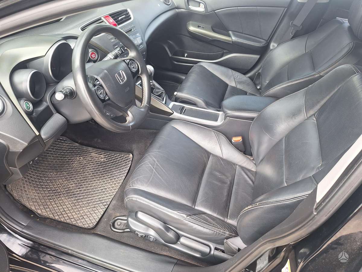 Honda Civic 2014 — photo 20
