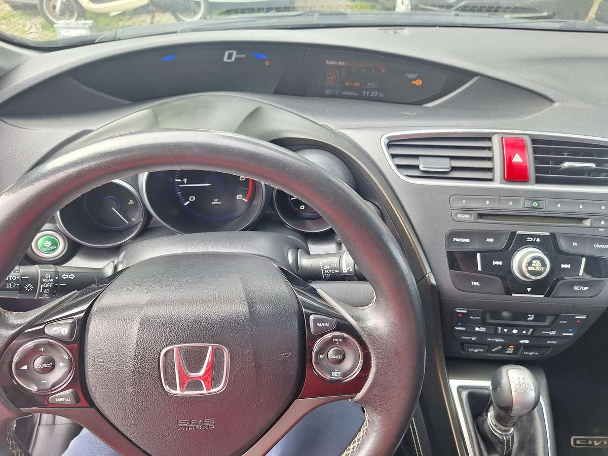 Honda Civic 2014 — photo 24