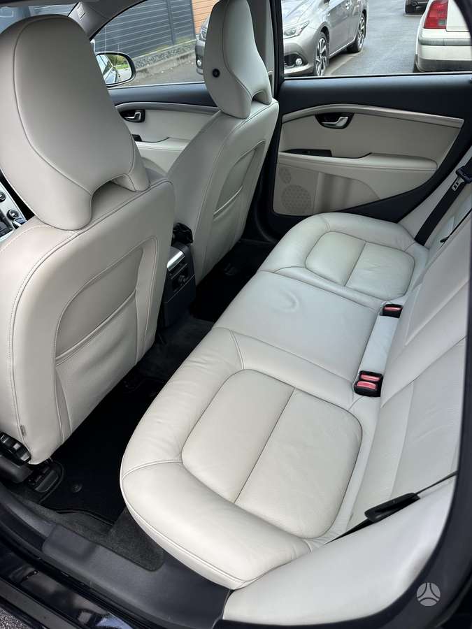 Volvo V70 2014 — photo 13