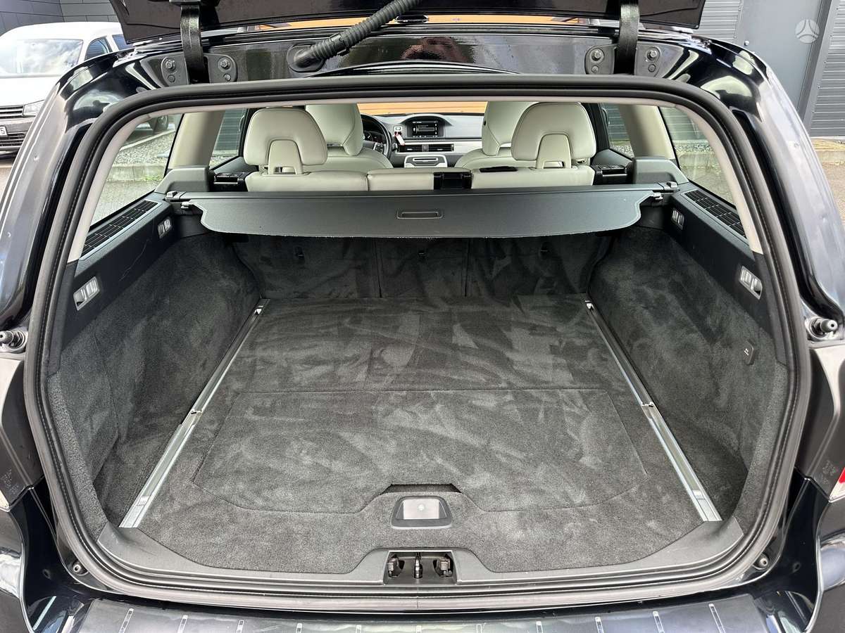 Volvo V70 2014 — photo 16