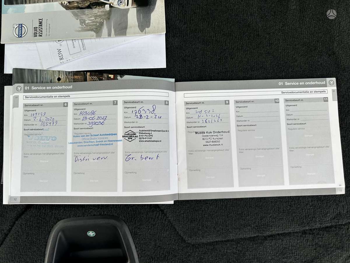 Volvo V70 2014 — photo 22