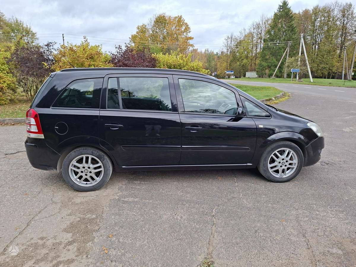 Opel Zafira 2008 — photo 5