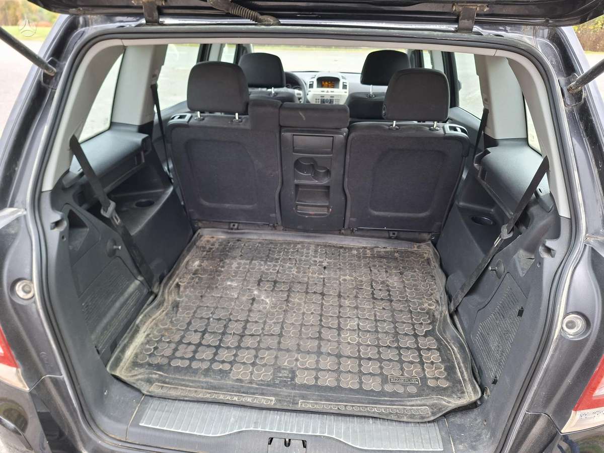 Opel Zafira 2008 — photo 9