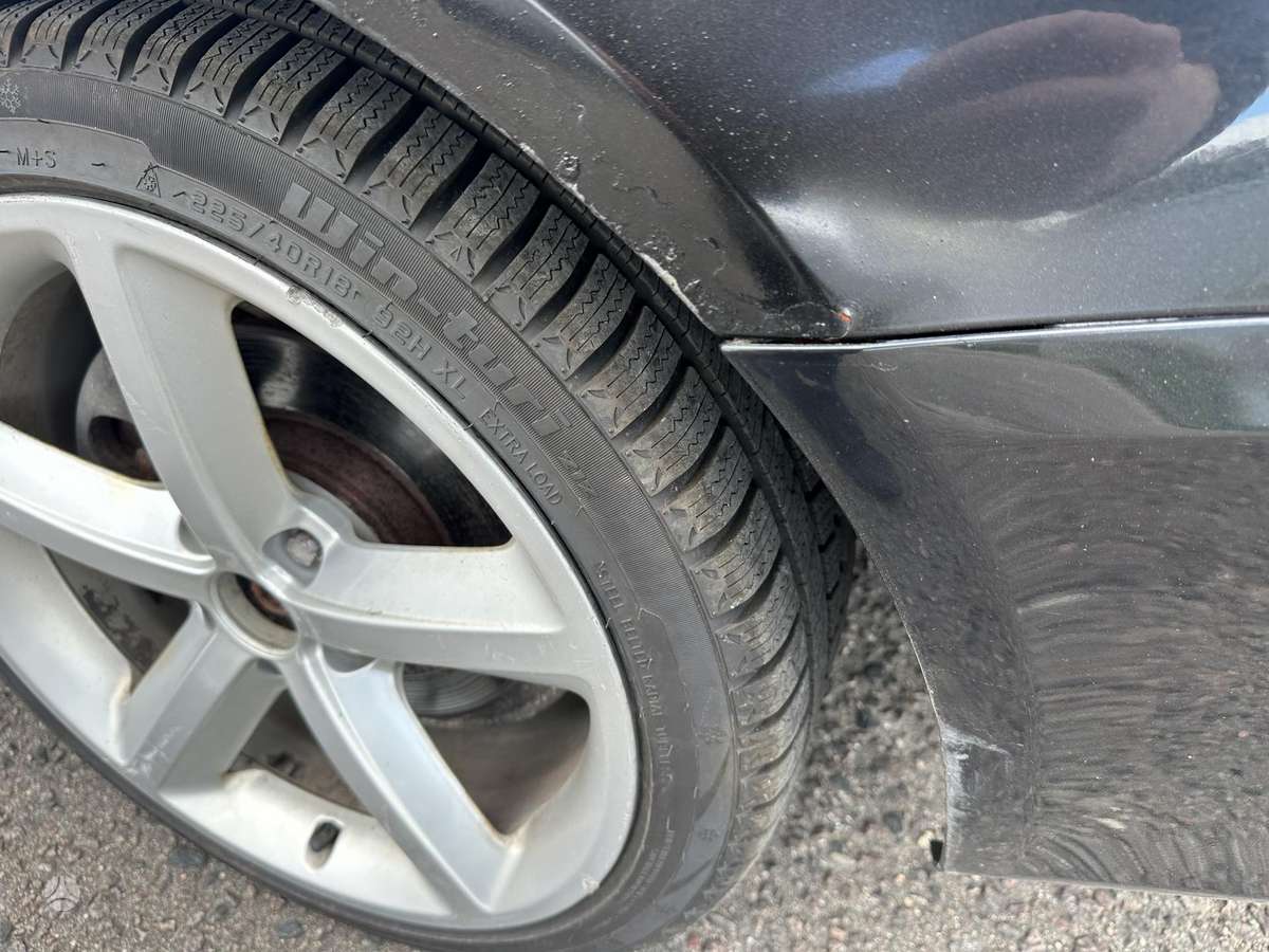 Audi A4 2012 — photo 10