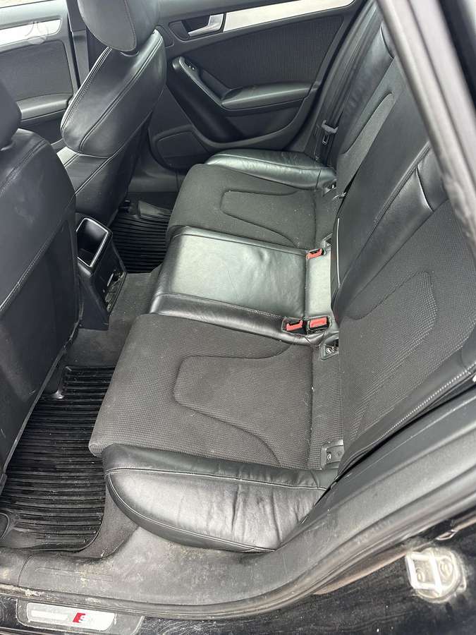 Audi A4 2012 — photo 11
