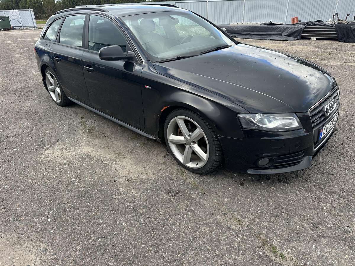 Audi A4 2012 — interior