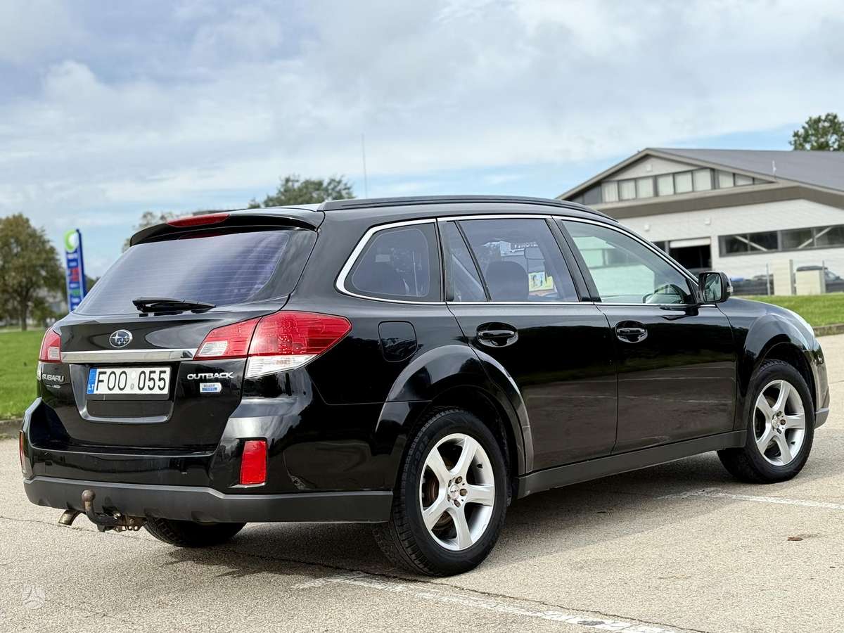 Subaru Outback 2011 — engine 2009 cm³, 150 HP (110kW)