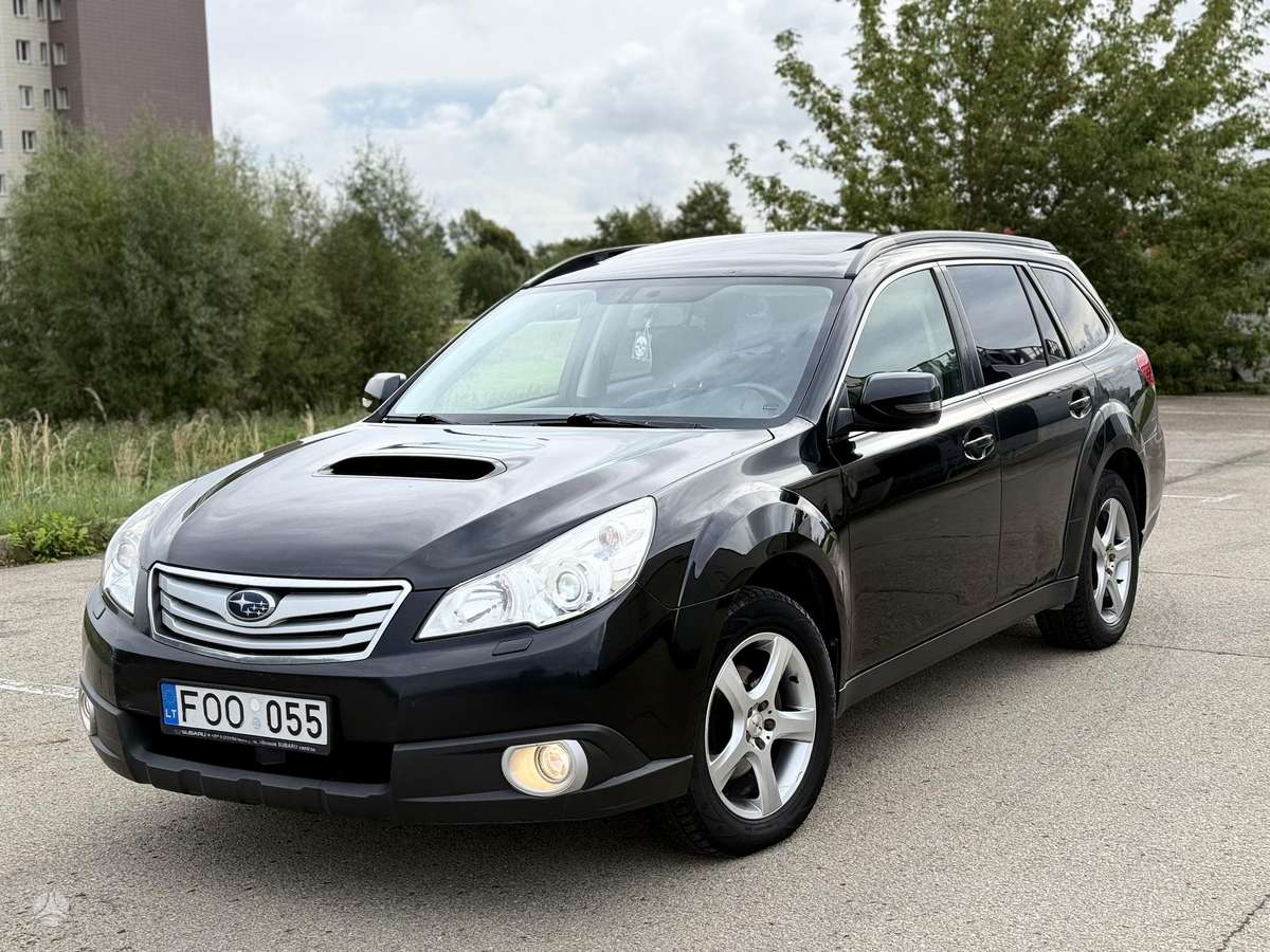 Subaru Outback 2011 — photo 5
