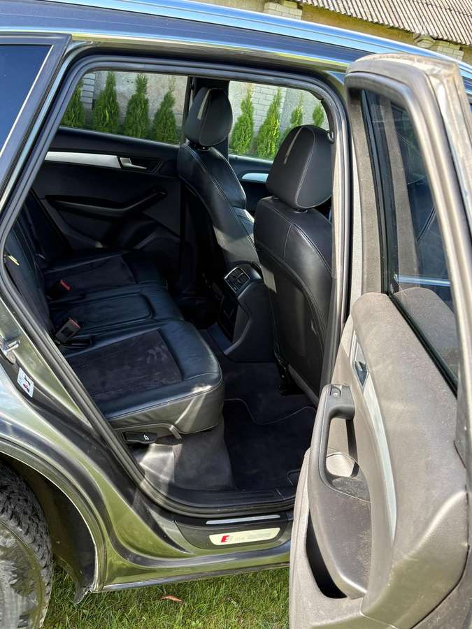 Audi Q5 2010 — photo 11