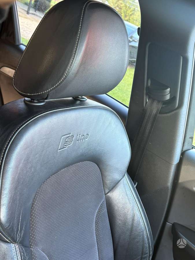 Audi Q5 2010 — photo 16