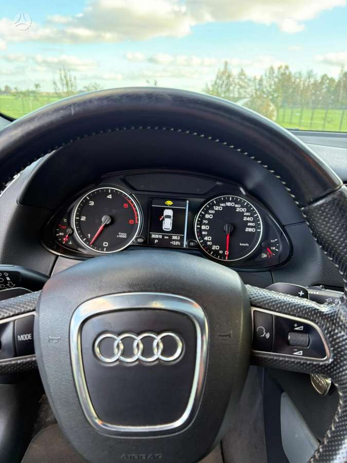 Audi Q5 2010 — photo 9