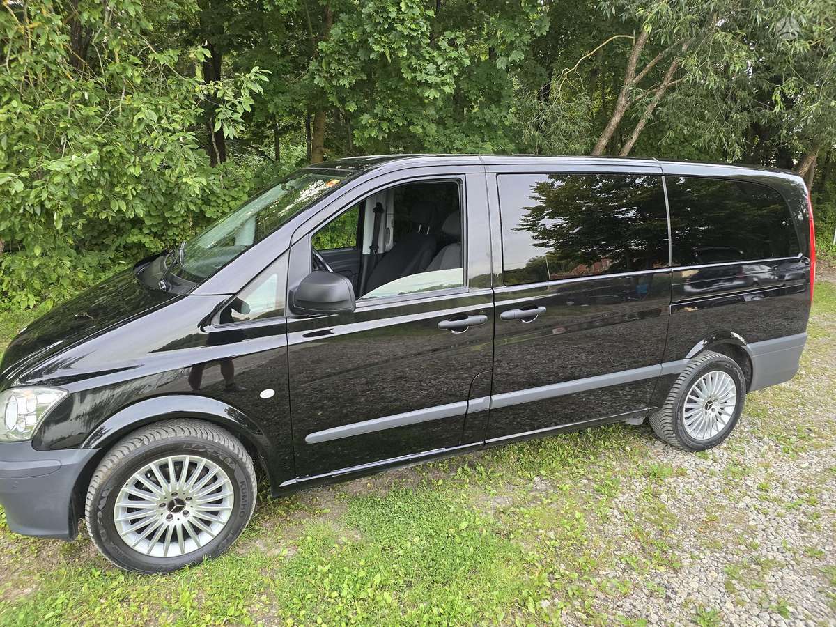 Mercedes-Benz Vito 2010 — салон
