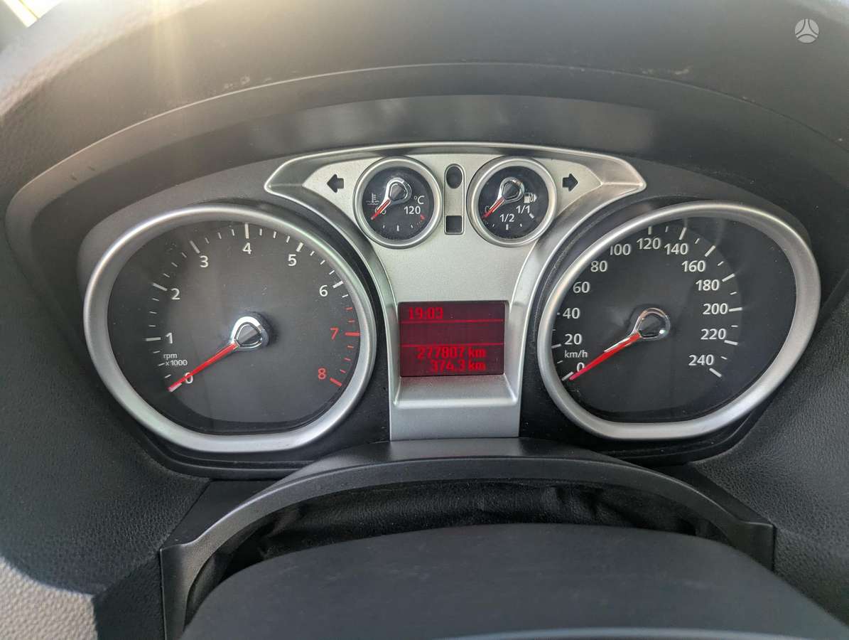 Ford C-MAX 2008 — photo 12