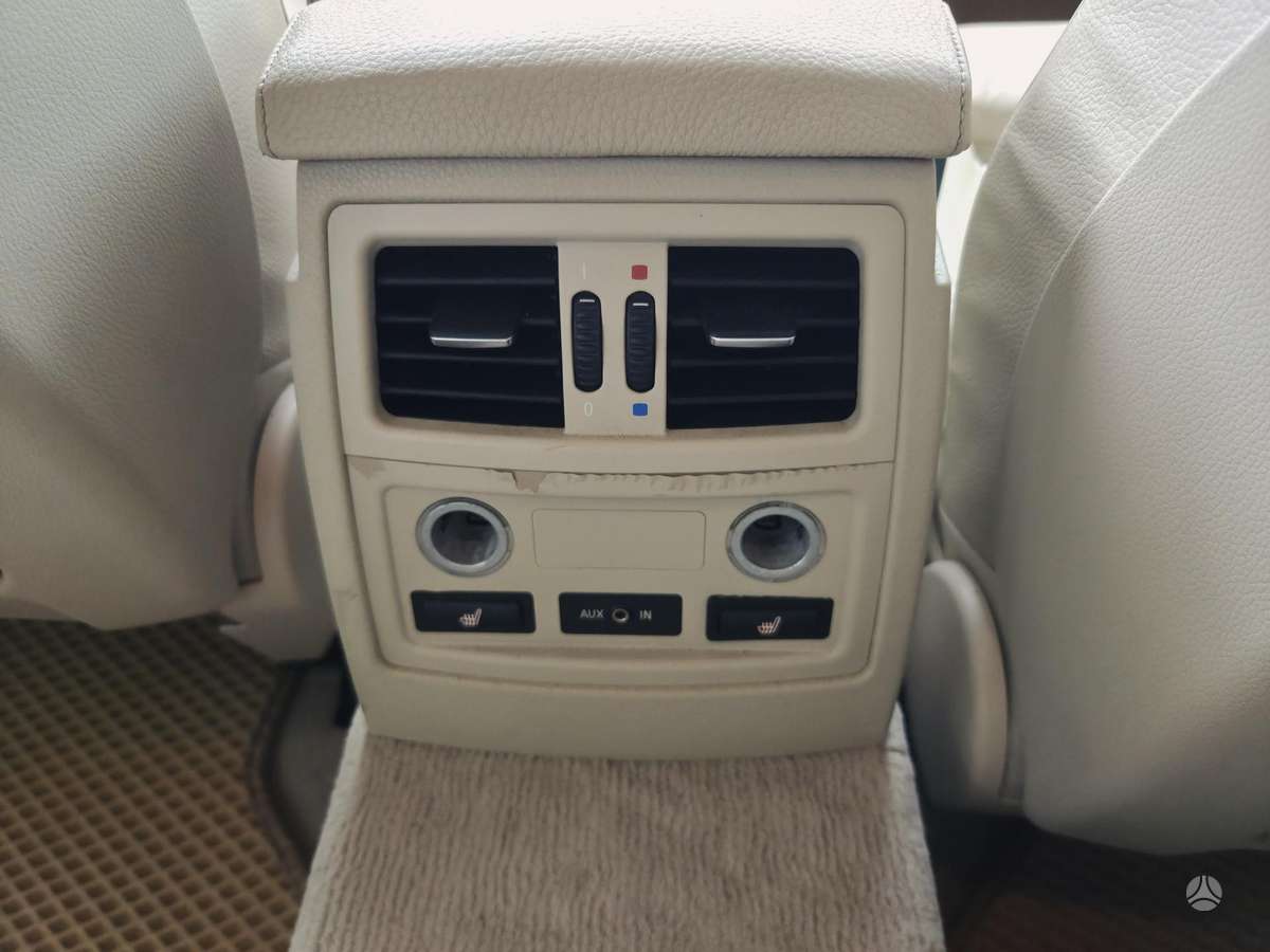 BMW 525 2008 — photo 11