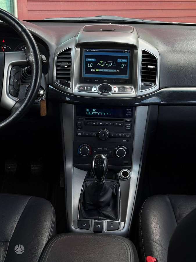 Chevrolet Captiva 2012 — photo 10