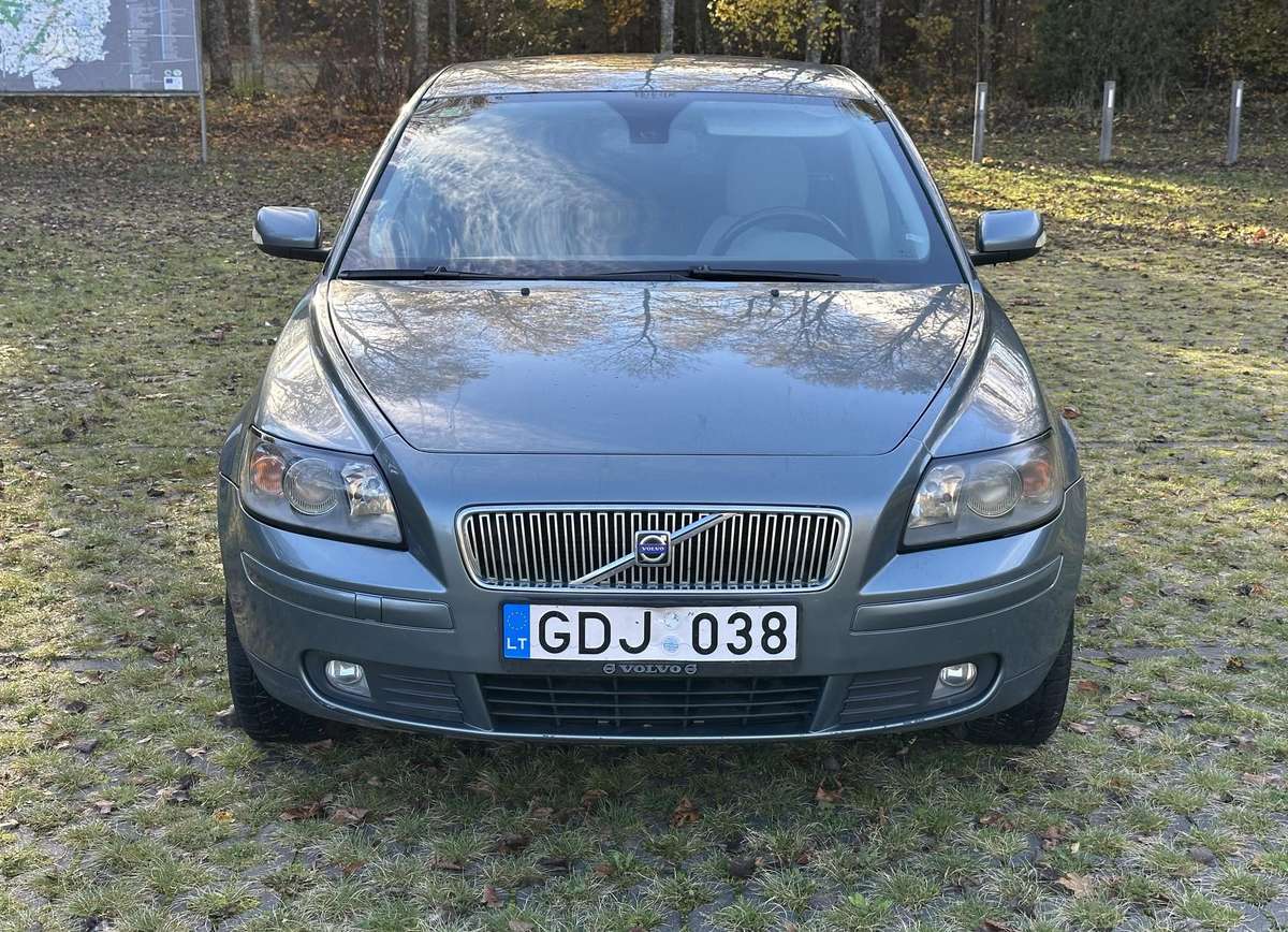 Volvo V50 2005 — вигляд ззаду
