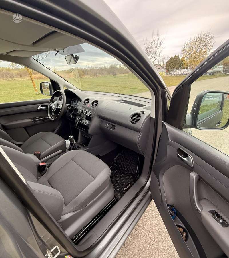 Volkswagen Caddy 2013 — photo 12
