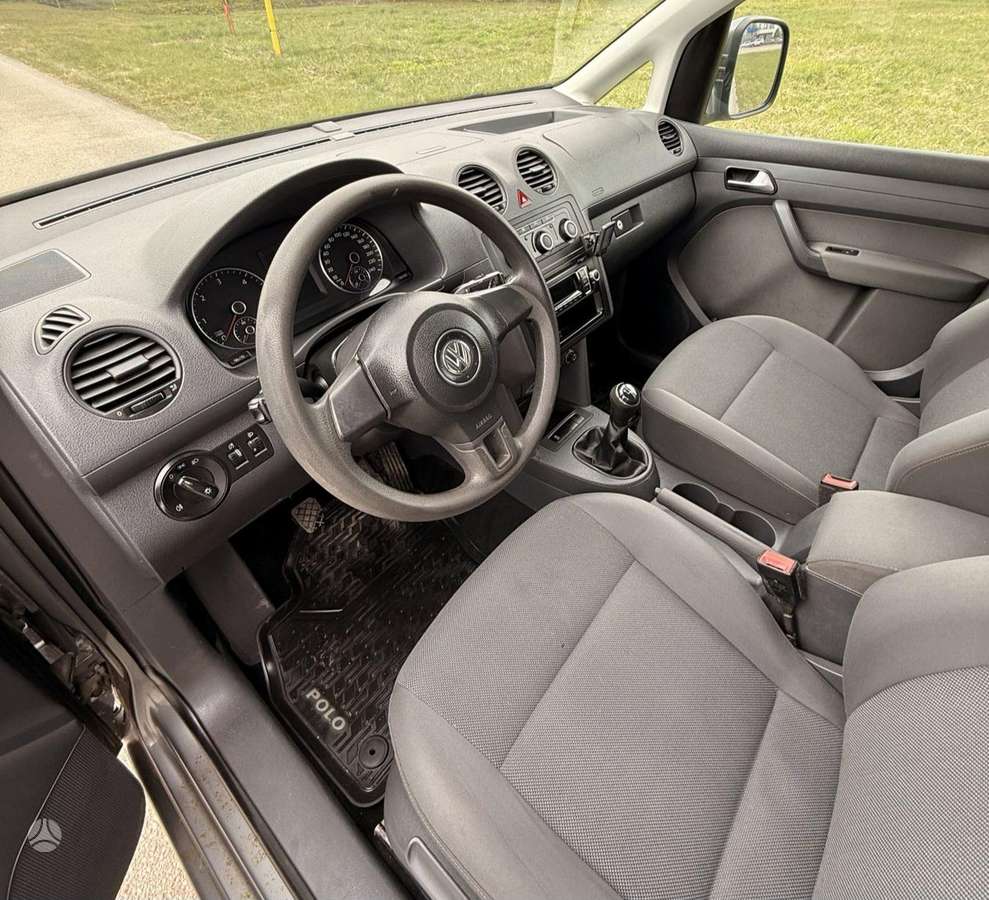 Volkswagen Caddy 2013 — photo 13