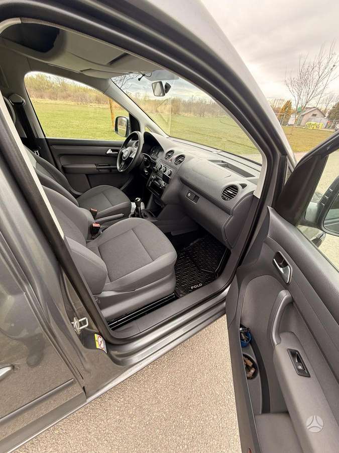 Volkswagen Caddy 2013 — photo 14