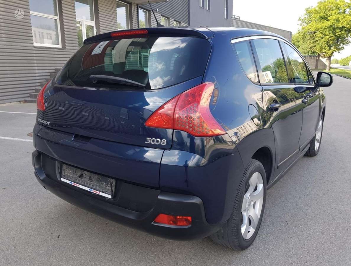 Peugeot 3008 2010 — двигун 1598 cm³, 120 HP (88kW)