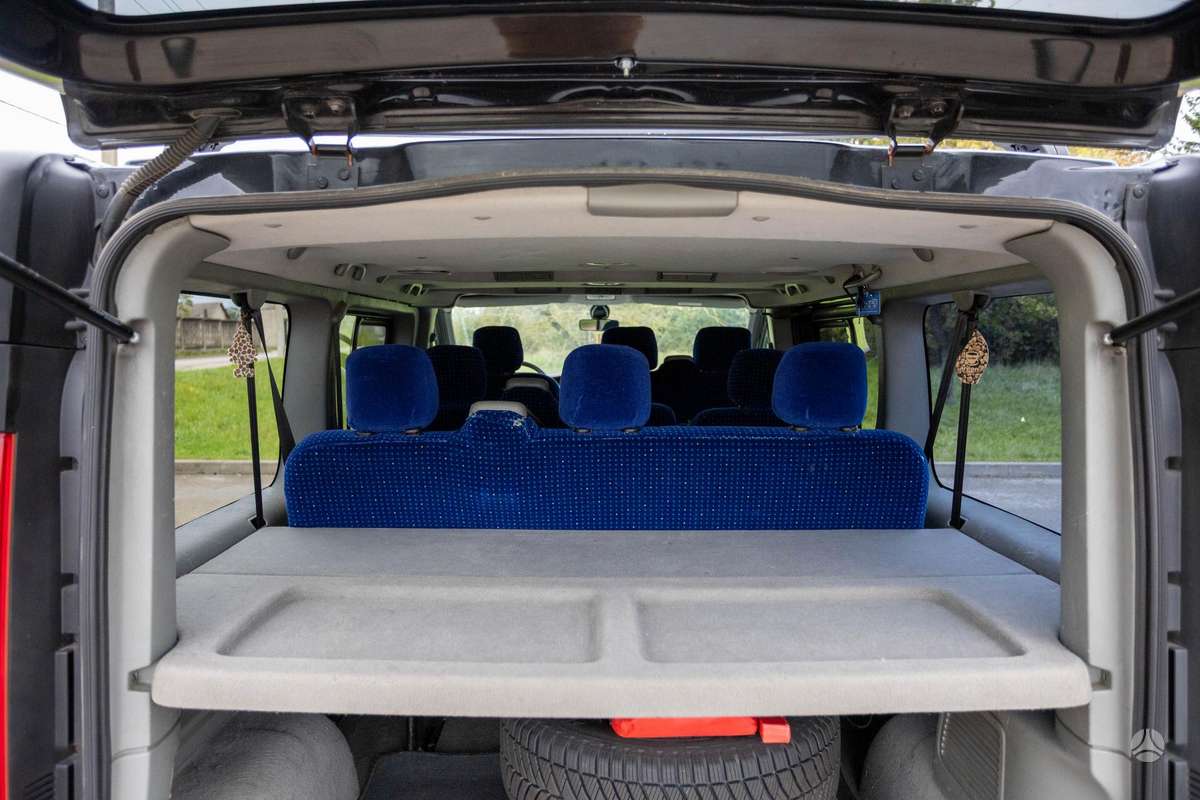 Renault Trafic 2011 — фото 13