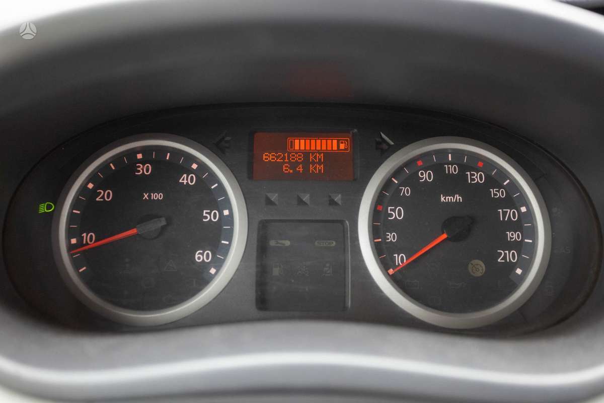 Renault Trafic 2011 — фото 14