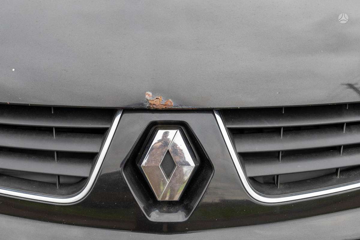 Renault Trafic 2011 — фото 18