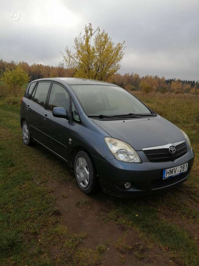 Toyota Corolla, 2004