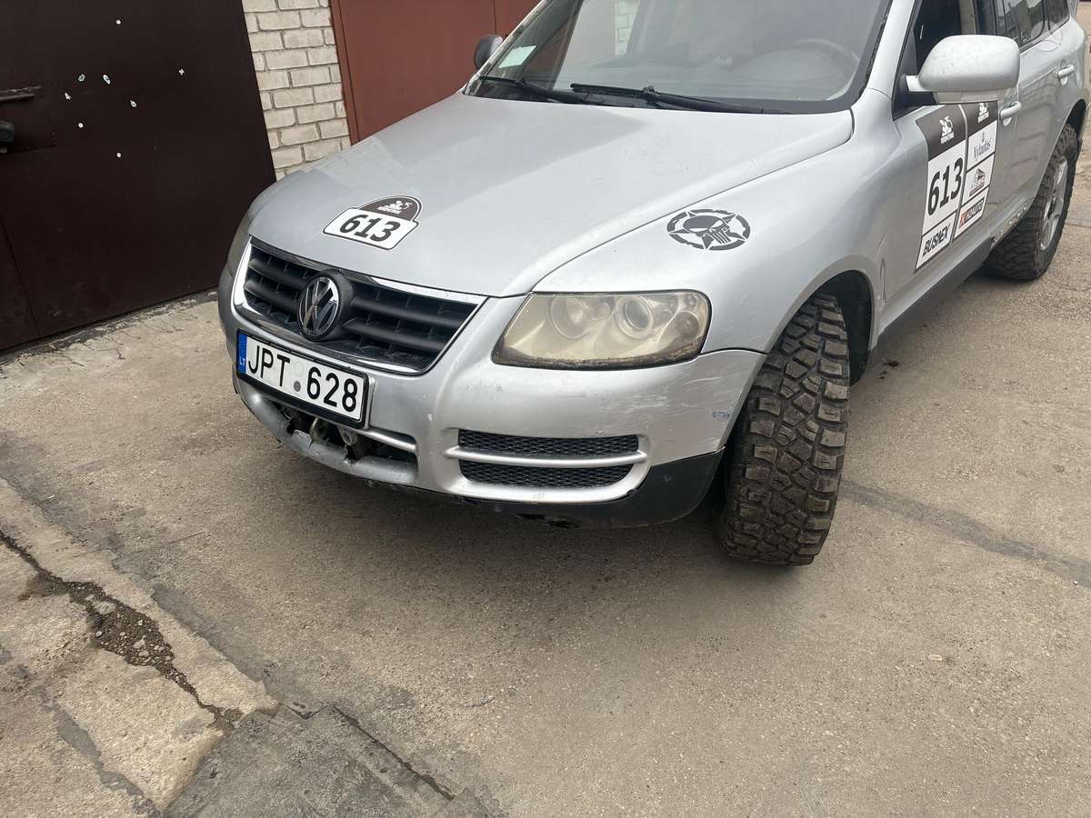 Volkswagen Touareg 2005 — photo 6