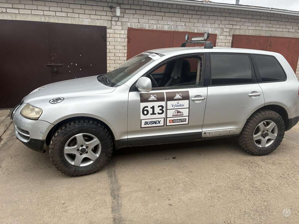 Volkswagen Touareg 2005 — photo 8